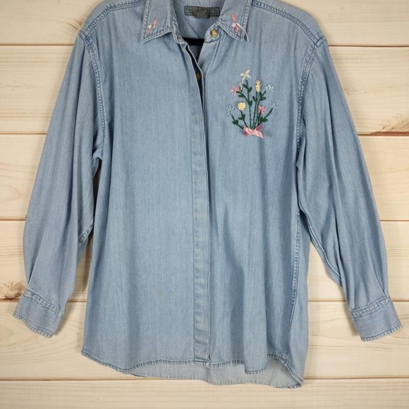 Upper West Side L Shirt Woman’s Blue Denim Button Long Sleeve Floral Embroidery - Picture 2 of 9